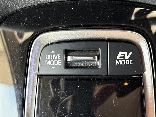Toyota COROLLA TOURING 2023 7717128-8