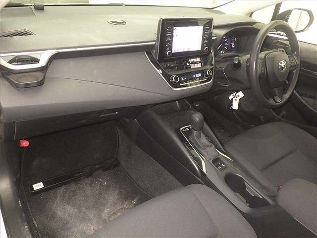 Toyota COROLLA TOURING 2021 7717142-4