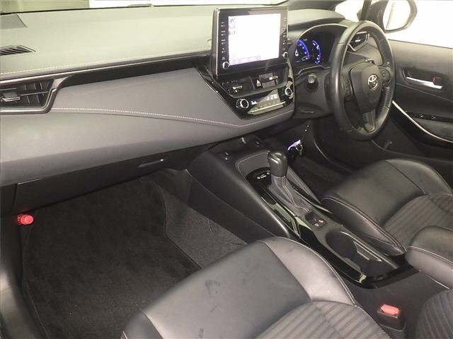 Toyota COROLLA TOURING 2021 7717143-4