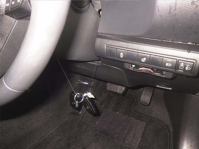 Toyota COROLLA TOURING 2021 7717143-8