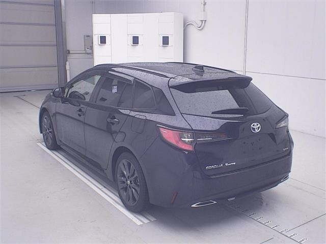 Toyota COROLLA TOURING 2021 7717146-1