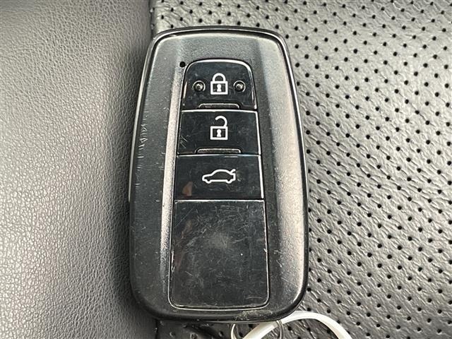 Toyota CROWN 2022 7726759-21
