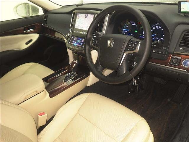 Toyota CROWN 2015 7727085-3