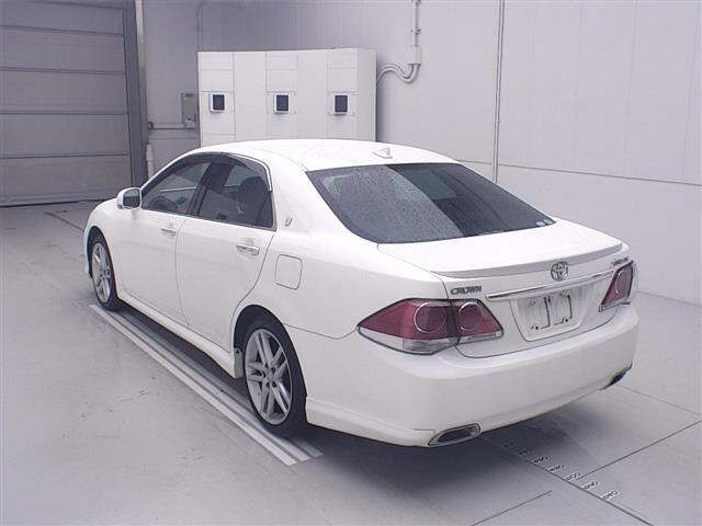 Toyota CROWN 2011 7727096-1