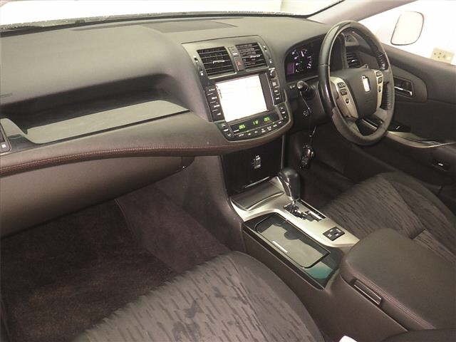 Toyota CROWN 2011 7727096-4