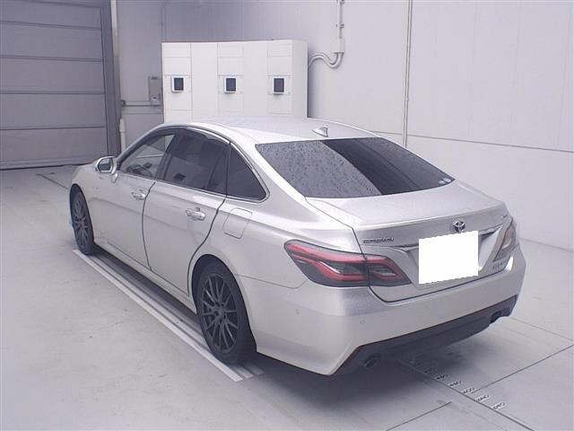 Toyota CROWN 2018 7727123-1