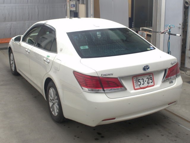 Toyota CROWN 2015 7727458-1