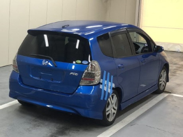 Honda FIT 2007 7716368-3