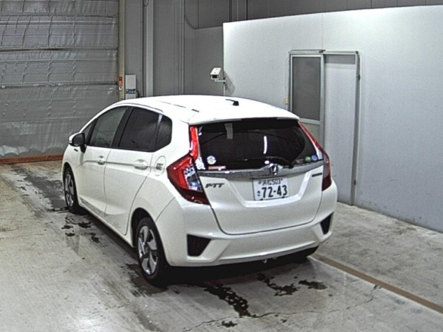 Honda FIT 2015 7716385-1