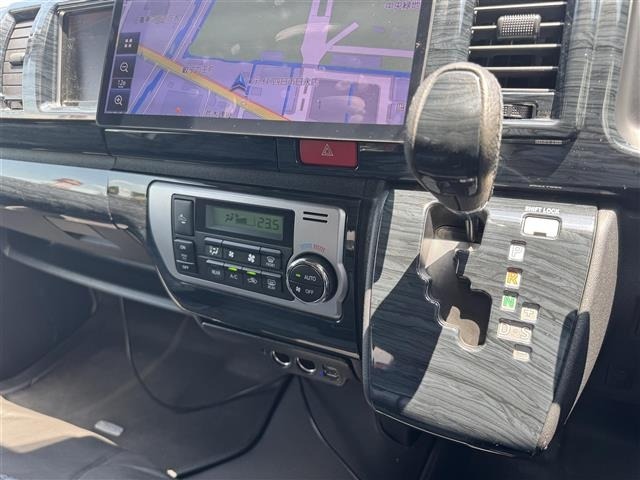 Toyota HIACE WAGON 2018 7716231-2