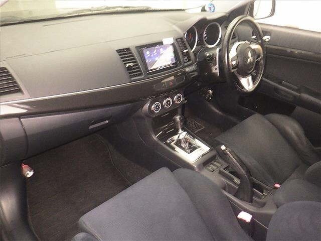 Mitsubishi LANCER 2009 7718585-4
