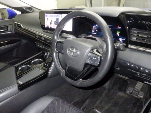 Toyota Mirai 2021 7731876-3