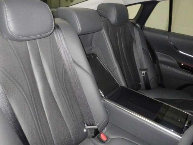 Toyota Mirai 2021 7731876-8