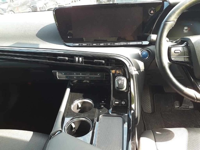Toyota Mirai 2022 7731877-9