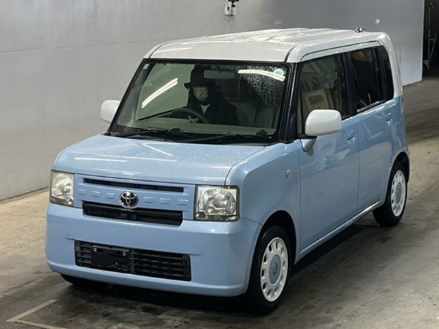 Toyota PIXIS SPACE 2015 7717001-0