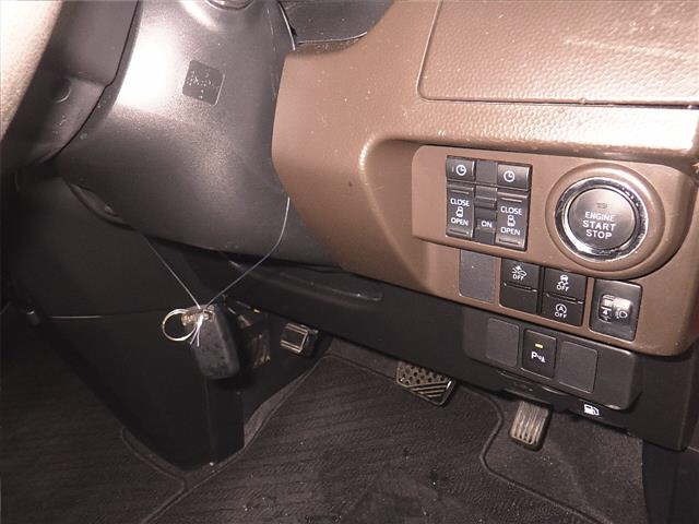 Toyota ROOMY 2023 7732008-8