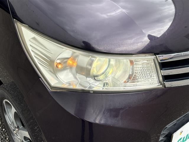 Nissan ROOX 2010 7718959-1