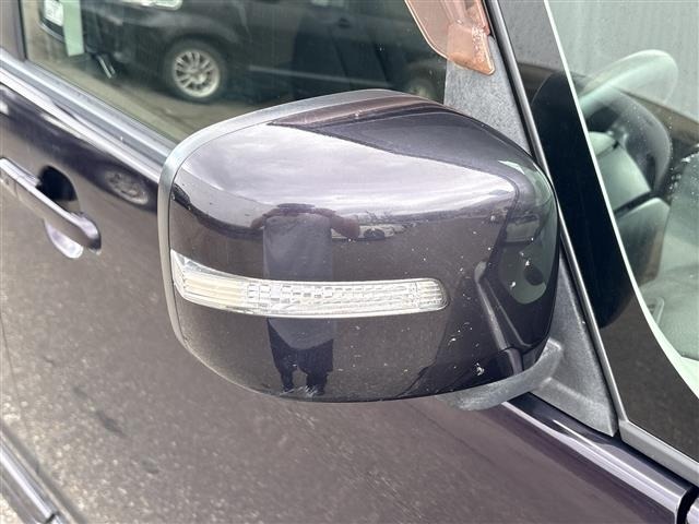 Nissan ROOX 2010 7718959-8
