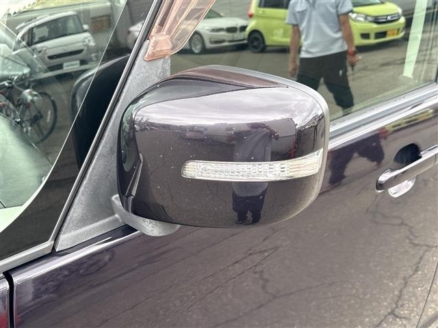 Nissan ROOX 2010 7718959-9