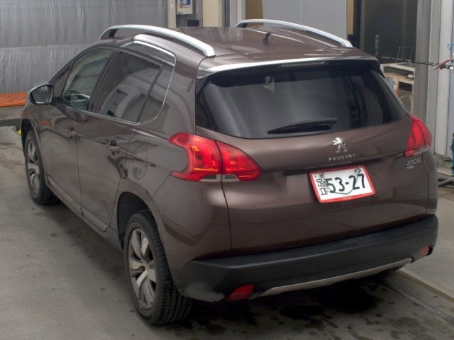 Peugeot 2008 2014 7736908-1