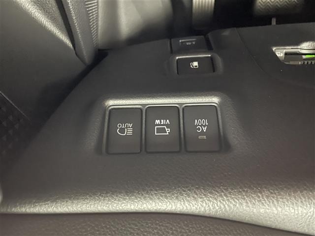 Toyota C-HR 2023 7738898-12