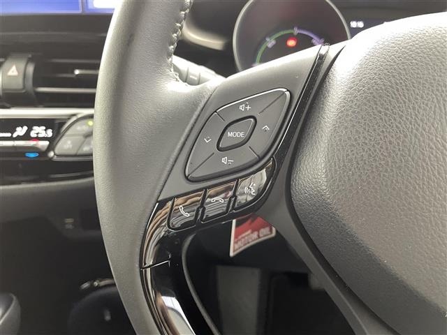 Toyota C-HR 2023 7738898-3