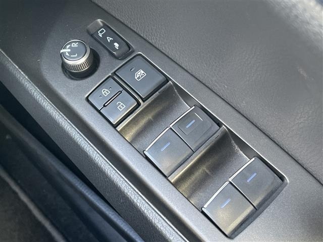 Toyota CAMRY 2021 7739893-2