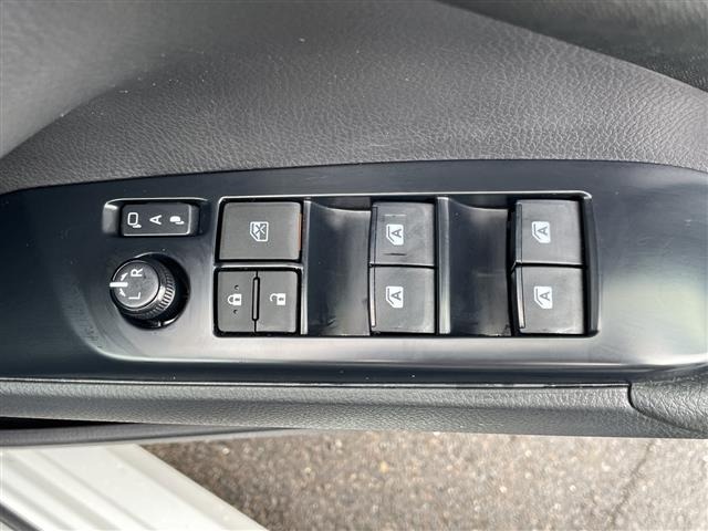 Toyota CAMRY 2021 7739969-4
