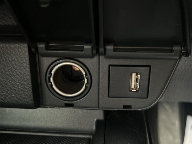 Toyota CAMRY 2023 7739978-20