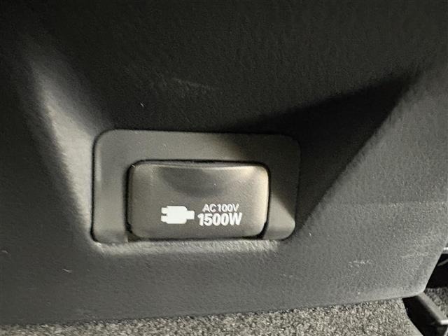Toyota CAMRY 2024 7739980-22
