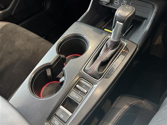 Honda CIVIC 2022 7737906-10