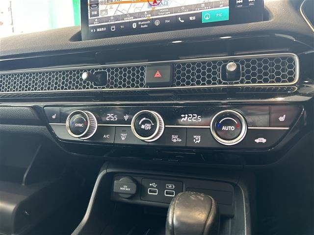 Honda CIVIC 2022 7737906-8