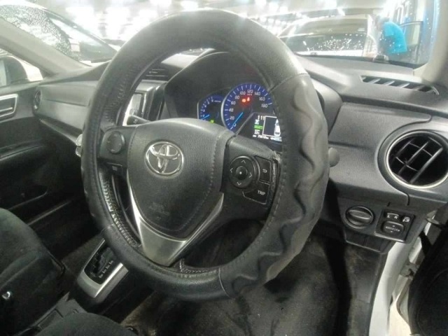 Toyota COROLLA AXIO 2013 7732586-9