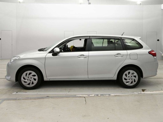 Toyota COROLLA FIELDER 2019 7740916-4