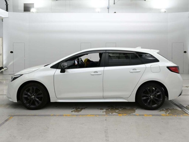Toyota COROLLA TOURING 2023 7743218-4