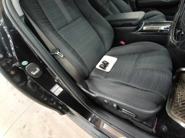 Toyota CROWN 2014 7745043-10