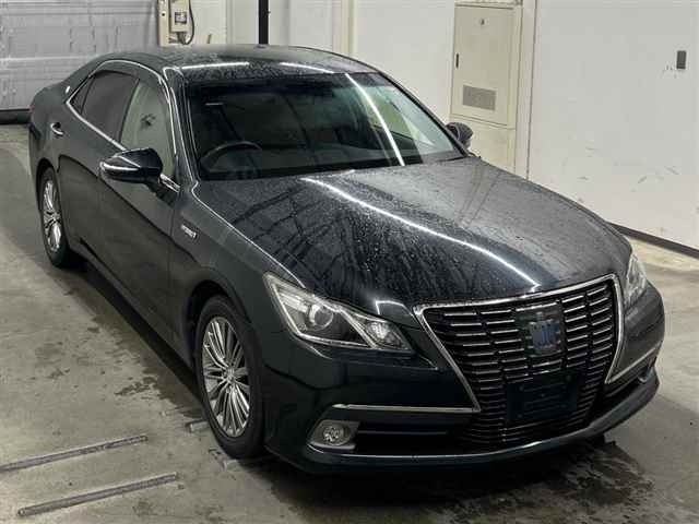 Toyota CROWN 2015 7745046-0