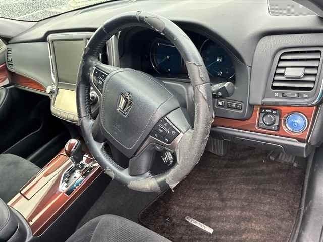 Toyota CROWN 2015 7745046-3