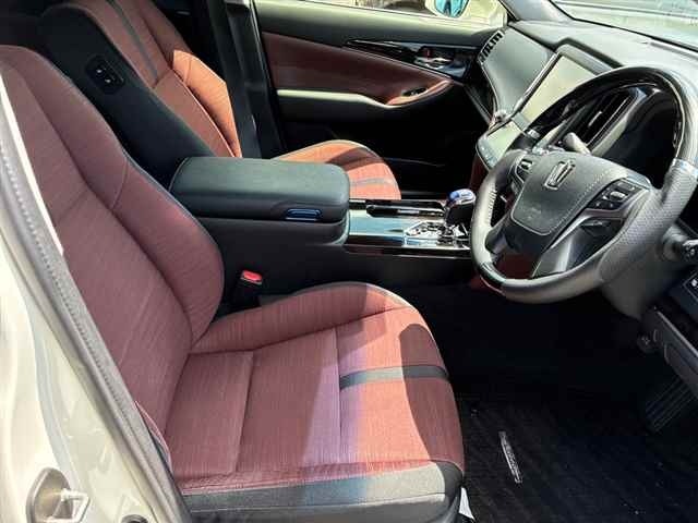 Toyota CROWN 2016 7745048-7