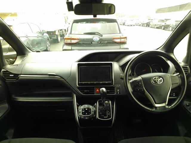Toyota ESQUIRE 2017 7742628-8