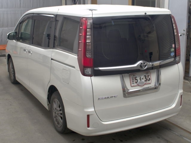 Toyota ESQUIRE 2015 7742635-1