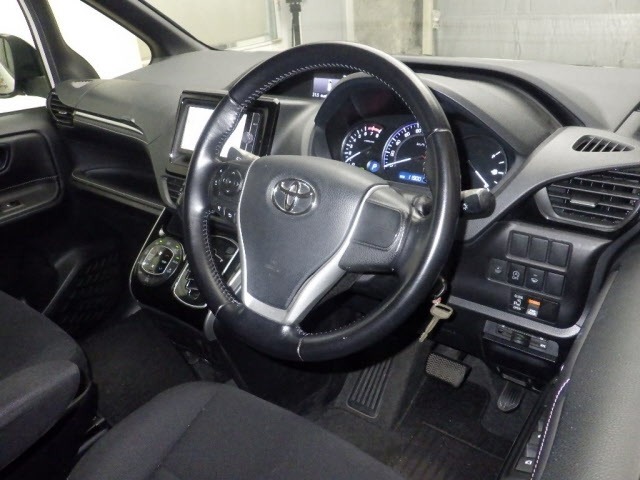 Toyota ESQUIRE 2015 7742635-3