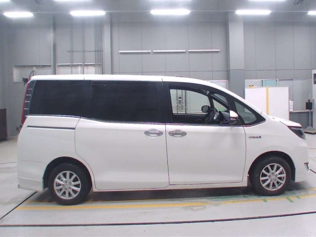 Toyota ESQUIRE 2017 7742687-3