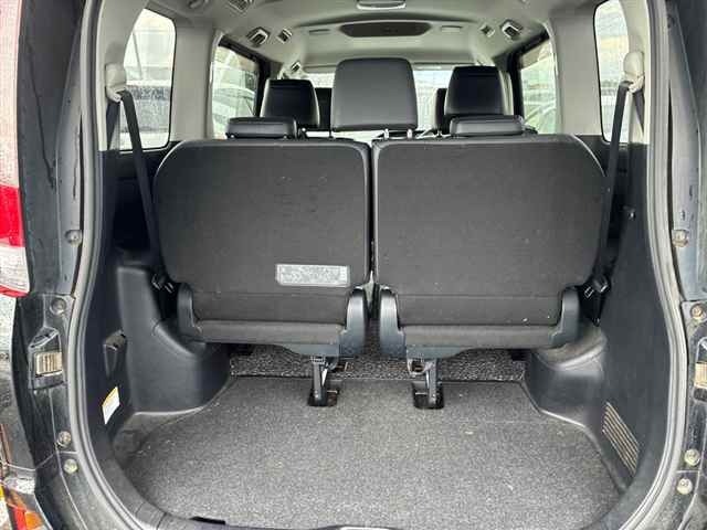 Toyota ESQUIRE 2014 7742704-10