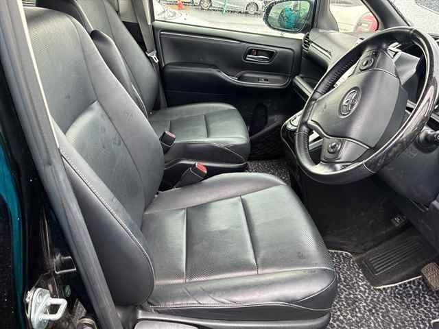 Toyota ESQUIRE 2014 7742704-7