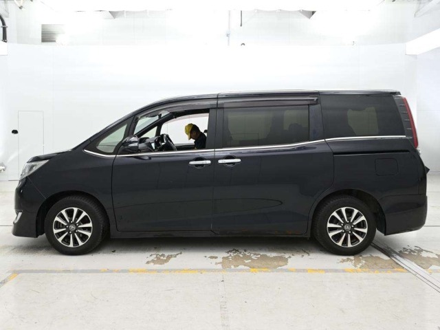 Toyota ESQUIRE 2018 7742729-4