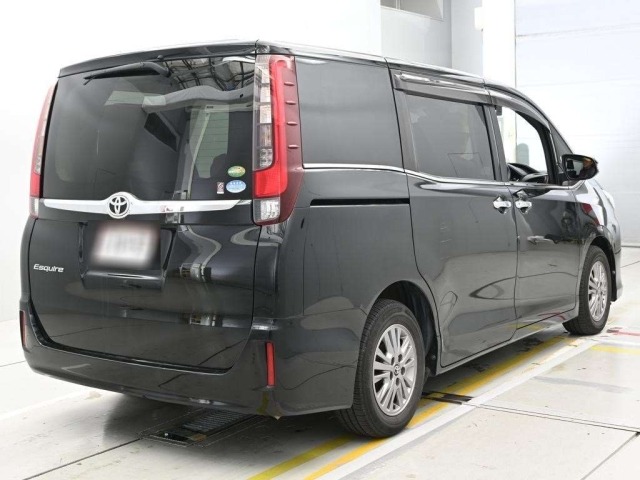 Toyota ESQUIRE 2017 7742736-1