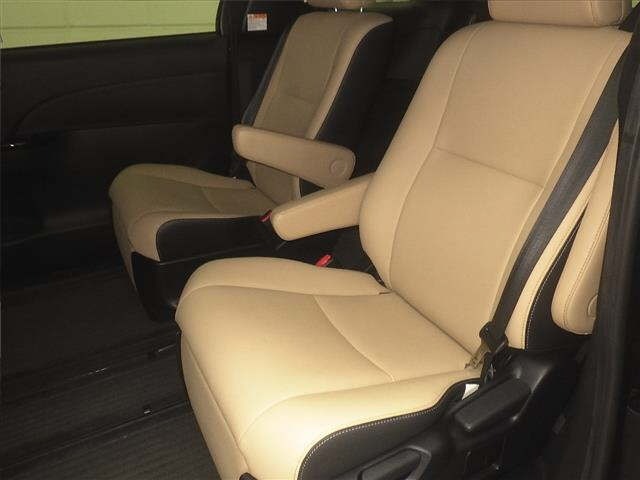 Toyota ESTIMA 2016 7742986-7