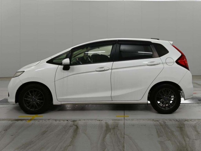 Honda FIT 2019 7741319-4