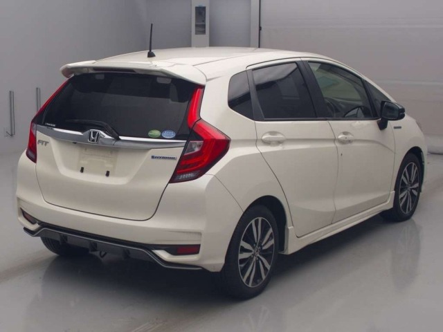 Honda FIT 2017 7741324-1